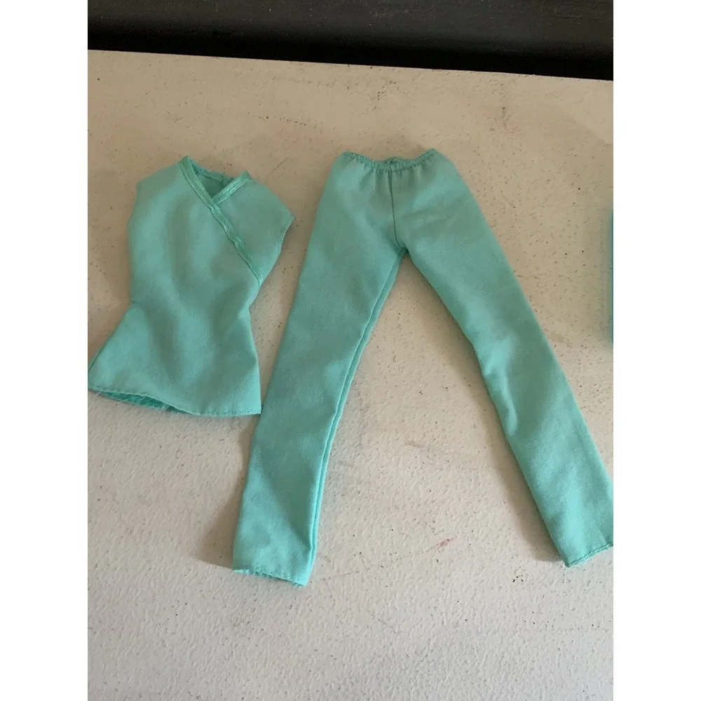 Barbie You Can Be Anything Baby Doctor Barbie Scrub Set & 2 Babies Crib Blankets